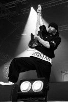 /album/hellfest-2015-concerts/riseofthenorthstar-lejournalmusical-carinelong-004-jpg/